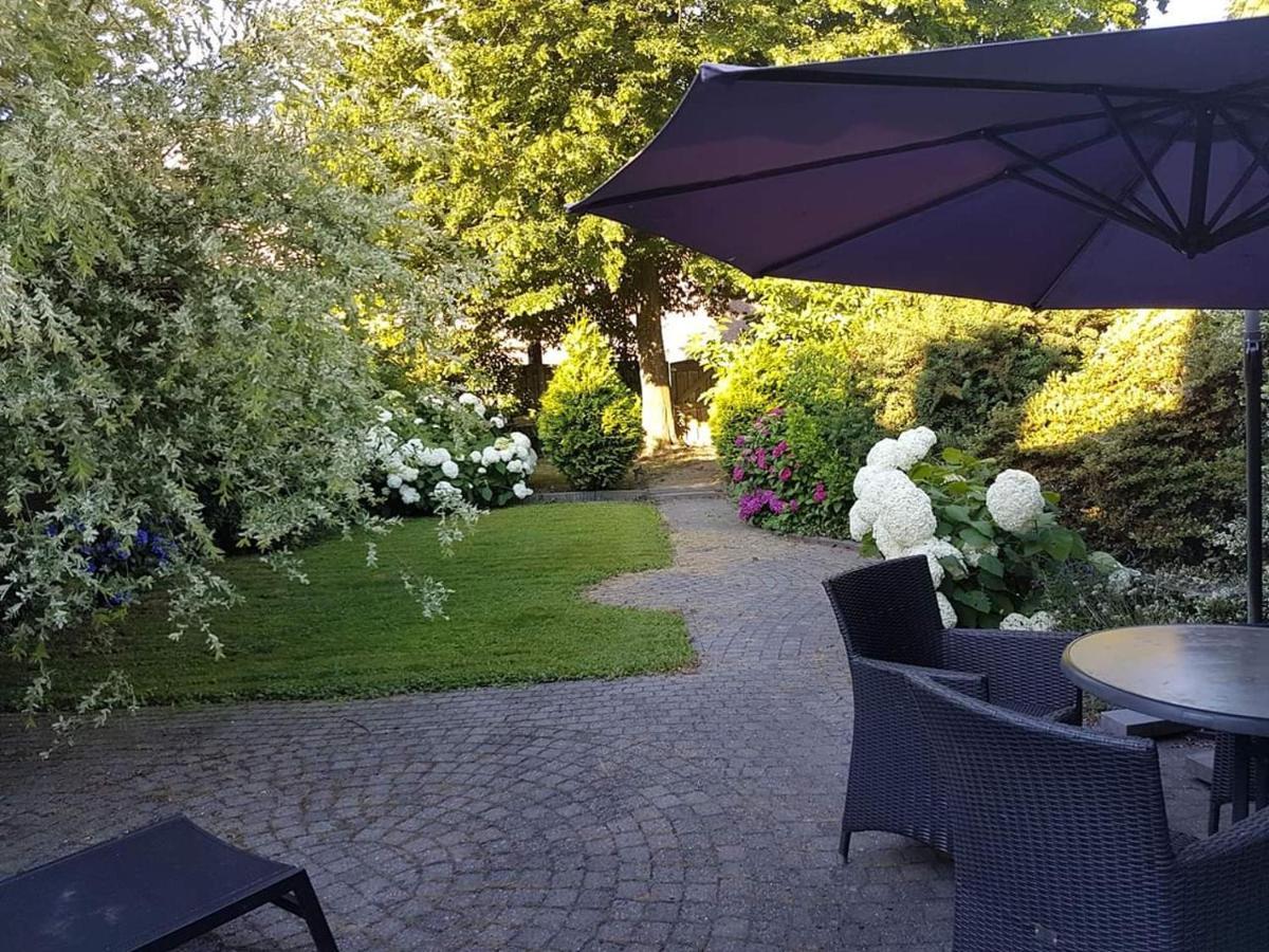 Bnbmarlies Oirsbeek Exterior photo